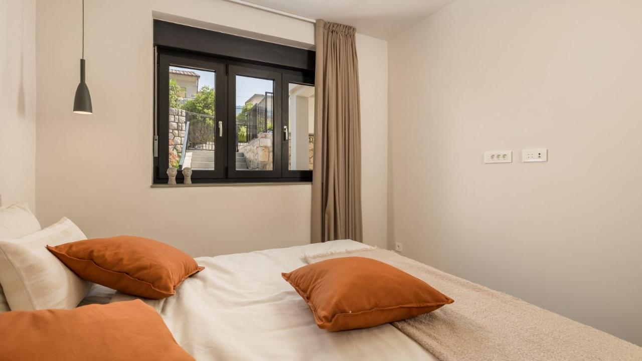 Apartments Villa Frankola With Swimming Pool Crikvenica Exterior foto