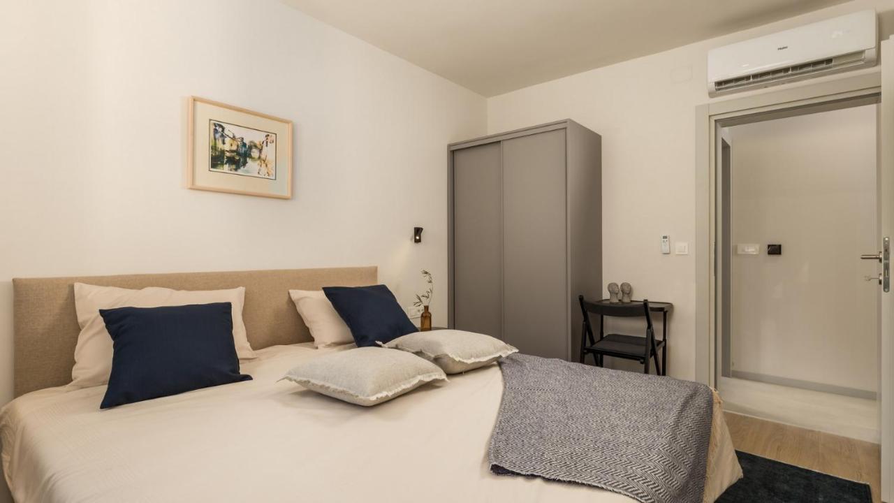 Apartments Villa Frankola With Swimming Pool Crikvenica Exterior foto