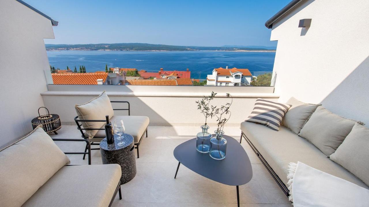 Apartments Villa Frankola With Swimming Pool Crikvenica Exterior foto